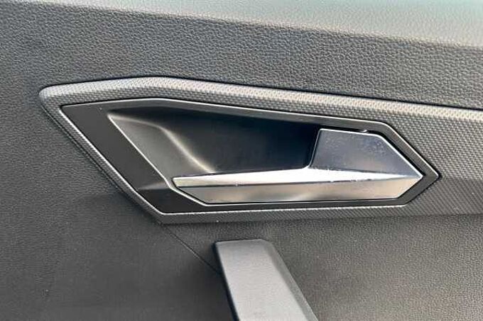 SEAT Arona SE Technology