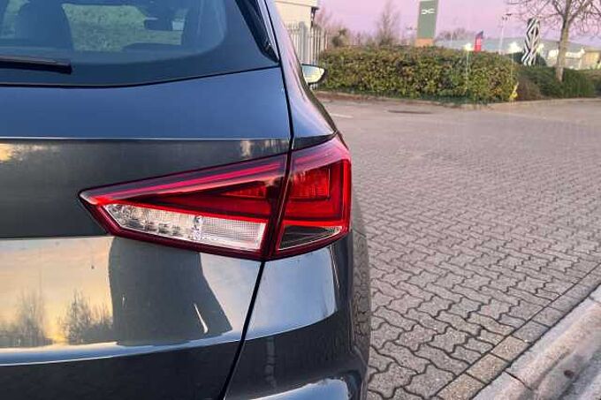 SEAT Arona 1.0 TSI 110 XPERIENCE Lux 5dr